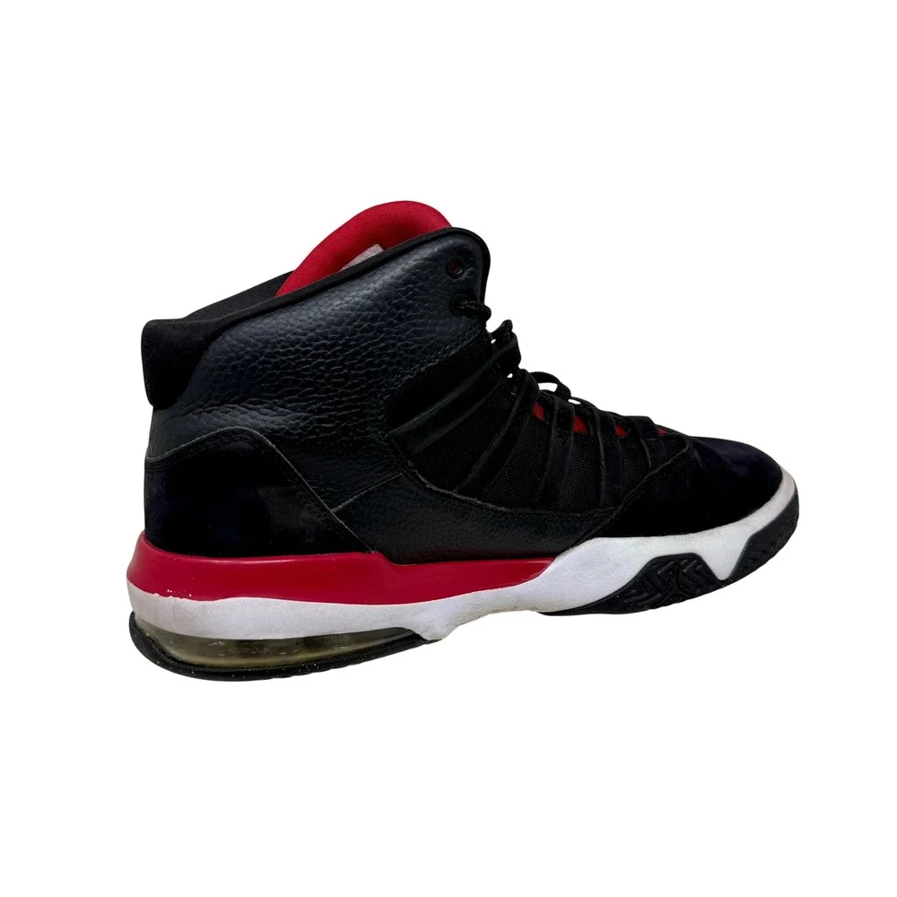 Nike Air Jordan Max Aura Bred AQ9084-061 Black Red White Men's Size 10 Shoes